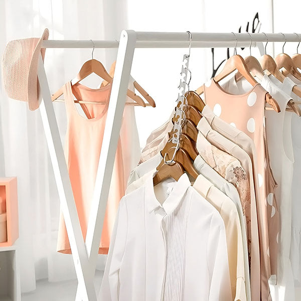 Kompakte Stahl-Kleiderhalter im 4er-Set