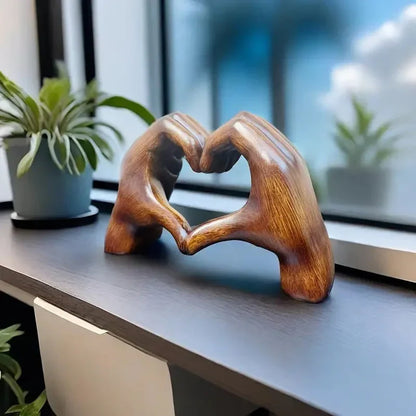 Liebevolle Herzskulptur