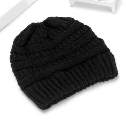 Handgefertigte Ponytail-Beanie für Damen