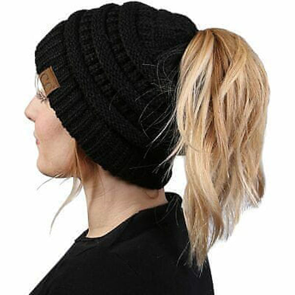 Handgefertigte Ponytail-Beanie für Damen