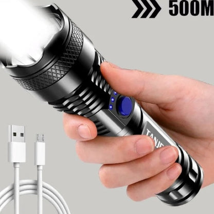 Leistungsstarke Akku-Taschenlampe