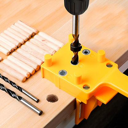 Präzise Dübel-Bohrhilfe